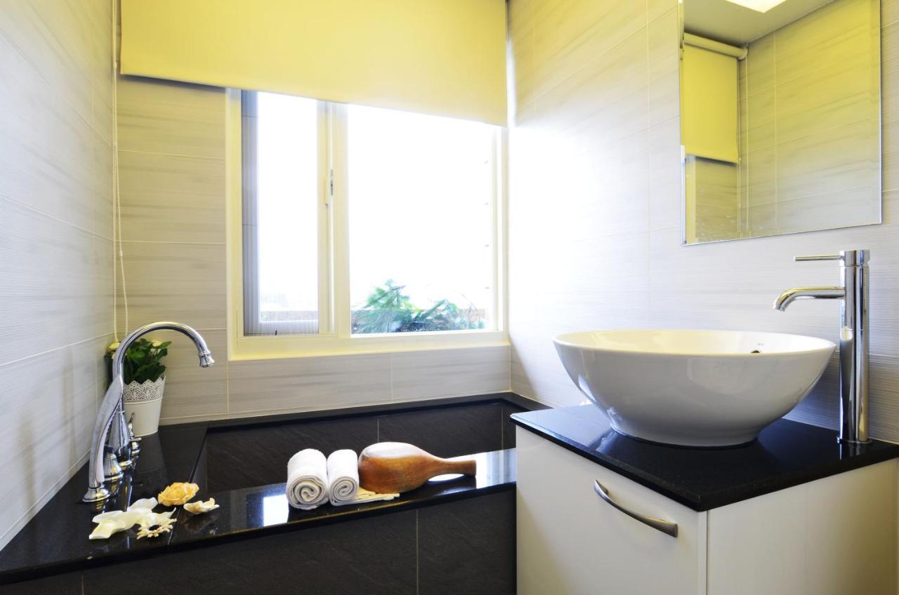 Yunju House Bed & Breakfast Jiaoxi Ruang foto